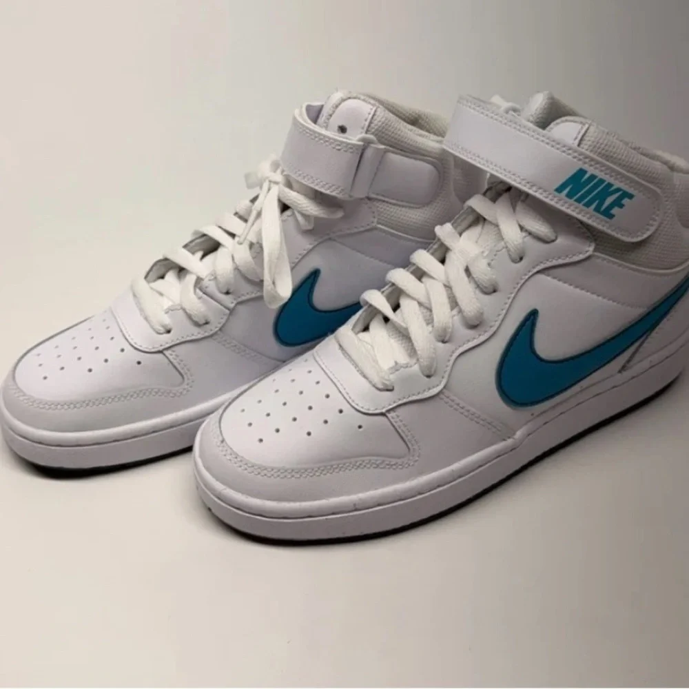 Nike Kids White and Teal High-Top Sneakers Sz 6Y Nike